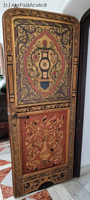 [P25] Ușă - spre Sala Transilvană. » foto by tata123 🔱
 - 
<span class="allrVoted glyphicon glyphicon-heart hidden" id="av1507027"></span>
<a class="m-l-10 hidden" id="sv1507027" onclick="voting_Foto_DelVot(,1507027,18120)" role="button">șterge vot <span class="glyphicon glyphicon-remove"></span></a>
<a id="v91507027" class=" c-red"  onclick="voting_Foto_SetVot(1507027)" role="button"><span class="glyphicon glyphicon-heart-empty"></span> <b>LIKE</b> = Votează poza</a> <img class="hidden"  id="f1507027W9" src="/imagini/loader.gif" border="0" /><span class="AjErrMes hidden" id="e1507027ErM"></span>