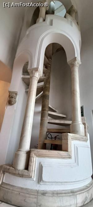 [P29] Altă scară în spirală. » foto by tata123 🔱
 - 
<span class="allrVoted glyphicon glyphicon-heart hidden" id="av1507031"></span>
<a class="m-l-10 hidden" id="sv1507031" onclick="voting_Foto_DelVot(,1507031,18120)" role="button">șterge vot <span class="glyphicon glyphicon-remove"></span></a>
<a id="v91507031" class=" c-red"  onclick="voting_Foto_SetVot(1507031)" role="button"><span class="glyphicon glyphicon-heart-empty"></span> <b>LIKE</b> = Votează poza</a> <img class="hidden"  id="f1507031W9" src="/imagini/loader.gif" border="0" /><span class="AjErrMes hidden" id="e1507031ErM"></span>