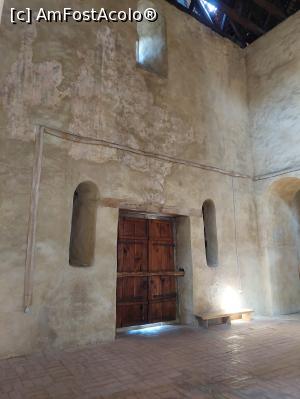 [P88] Interior biserica din deal, intrarea dinspre vest. » foto by maryka
 - 
<span class="allrVoted glyphicon glyphicon-heart hidden" id="av1289072"></span>
<a class="m-l-10 hidden" id="sv1289072" onclick="voting_Foto_DelVot(,1289072,18124)" role="button">șterge vot <span class="glyphicon glyphicon-remove"></span></a>
<a id="v91289072" class=" c-red"  onclick="voting_Foto_SetVot(1289072)" role="button"><span class="glyphicon glyphicon-heart-empty"></span> <b>LIKE</b> = Votează poza</a> <img class="hidden"  id="f1289072W9" src="/imagini/loader.gif" border="0" /><span class="AjErrMes hidden" id="e1289072ErM"></span>