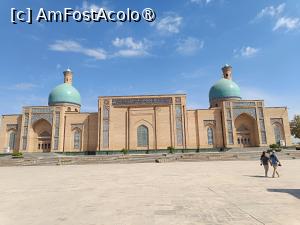 [P02] Uzbekistan, Tashkent, Complexul Hazrati Imam, Moscheea principală Hazrati Imam » foto by mprofeanu
 - 
<span class="allrVoted glyphicon glyphicon-heart hidden" id="av1549256"></span>
<a class="m-l-10 hidden" id="sv1549256" onclick="voting_Foto_DelVot(,1549256,18174)" role="button">șterge vot <span class="glyphicon glyphicon-remove"></span></a>
<a id="v91549256" class=" c-red"  onclick="voting_Foto_SetVot(1549256)" role="button"><span class="glyphicon glyphicon-heart-empty"></span> <b>LIKE</b> = Votează poza</a> <img class="hidden"  id="f1549256W9" src="/imagini/loader.gif" border="0" /><span class="AjErrMes hidden" id="e1549256ErM"></span>