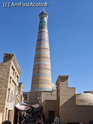 [P21] Uzbekistan, Khiva, Complexul Itchan Kala, Minaretul Islam Khoja » foto by mprofeanu
 - 
<span class="allrVoted glyphicon glyphicon-heart hidden" id="av1549275"></span>
<a class="m-l-10 hidden" id="sv1549275" onclick="voting_Foto_DelVot(,1549275,18174)" role="button">șterge vot <span class="glyphicon glyphicon-remove"></span></a>
<a id="v91549275" class=" c-red"  onclick="voting_Foto_SetVot(1549275)" role="button"><span class="glyphicon glyphicon-heart-empty"></span> <b>LIKE</b> = Votează poza</a> <img class="hidden"  id="f1549275W9" src="/imagini/loader.gif" border="0" /><span class="AjErrMes hidden" id="e1549275ErM"></span>