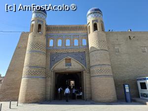 [P24] Uzbekistan, Khiva, Complexul Itchan Kala, Poarta de Est pozată din exterior » foto by mprofeanu
 - 
<span class="allrVoted glyphicon glyphicon-heart hidden" id="av1549278"></span>
<a class="m-l-10 hidden" id="sv1549278" onclick="voting_Foto_DelVot(,1549278,18174)" role="button">șterge vot <span class="glyphicon glyphicon-remove"></span></a>
<a id="v91549278" class=" c-red"  onclick="voting_Foto_SetVot(1549278)" role="button"><span class="glyphicon glyphicon-heart-empty"></span> <b>LIKE</b> = Votează poza</a> <img class="hidden"  id="f1549278W9" src="/imagini/loader.gif" border="0" /><span class="AjErrMes hidden" id="e1549278ErM"></span>