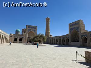 [P36] Uzbekistan, Bukhara, Complexul Po-i-Kalyan, Moscheea Kalyan, curtea interioară, se vede în plan îndepărtat Minaretul Kalyan » foto by mprofeanu
 - 
<span class="allrVoted glyphicon glyphicon-heart hidden" id="av1549290"></span>
<a class="m-l-10 hidden" id="sv1549290" onclick="voting_Foto_DelVot(,1549290,18174)" role="button">șterge vot <span class="glyphicon glyphicon-remove"></span></a>
<a id="v91549290" class=" c-red"  onclick="voting_Foto_SetVot(1549290)" role="button"><span class="glyphicon glyphicon-heart-empty"></span> <b>LIKE</b> = Votează poza</a> <img class="hidden"  id="f1549290W9" src="/imagini/loader.gif" border="0" /><span class="AjErrMes hidden" id="e1549290ErM"></span>
