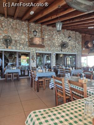 [P09] Restaurant Militzis - pe terasă » foto by ANILU
 - 
<span class="allrVoted glyphicon glyphicon-heart hidden" id="av1505200"></span>
<a class="m-l-10 hidden" id="sv1505200" onclick="voting_Foto_DelVot(,1505200,18341)" role="button">șterge vot <span class="glyphicon glyphicon-remove"></span></a>
<a id="v91505200" class=" c-red"  onclick="voting_Foto_SetVot(1505200)" role="button"><span class="glyphicon glyphicon-heart-empty"></span> <b>LIKE</b> = Votează poza</a> <img class="hidden"  id="f1505200W9" src="/imagini/loader.gif" border="0" /><span class="AjErrMes hidden" id="e1505200ErM"></span>