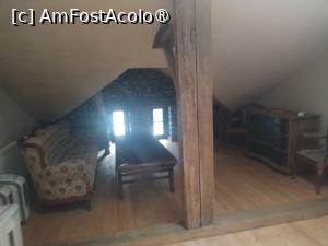 [P12] Loc mansarda langa geam » foto by Teodor17
 - 
<span class="allrVoted glyphicon glyphicon-heart hidden" id="av1503721"></span>
<a class="m-l-10 hidden" id="sv1503721" onclick="voting_Foto_DelVot(,1503721,18365)" role="button">șterge vot <span class="glyphicon glyphicon-remove"></span></a>
<a id="v91503721" class=" c-red"  onclick="voting_Foto_SetVot(1503721)" role="button"><span class="glyphicon glyphicon-heart-empty"></span> <b>LIKE</b> = Votează poza</a> <img class="hidden"  id="f1503721W9" src="/imagini/loader.gif" border="0" /><span class="AjErrMes hidden" id="e1503721ErM"></span>