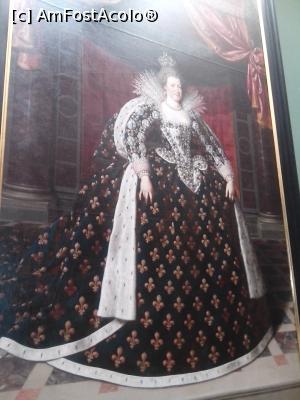 [P19] Frans II Pourret: Portretul Mariei de Medicis, regină a Franței după 1600. Singurul rămas intact din seria de 28 de portrete ale regilor și reginelor Franței, comandate pentru Petite Galerie, distrusă de incendiul din 1661 (actualmente Galeria Apollo).  » foto by diacrys*
 - 
<span class="allrVoted glyphicon glyphicon-heart hidden" id="av739181"></span>
<a class="m-l-10 hidden" id="sv739181" onclick="voting_Foto_DelVot(,739181,18451)" role="button">șterge vot <span class="glyphicon glyphicon-remove"></span></a>
<a id="v9739181" class=" c-red"  onclick="voting_Foto_SetVot(739181)" role="button"><span class="glyphicon glyphicon-heart-empty"></span> <b>LIKE</b> = Votează poza</a> <img class="hidden"  id="f739181W9" src="/imagini/loader.gif" border="0" /><span class="AjErrMes hidden" id="e739181ErM"></span>