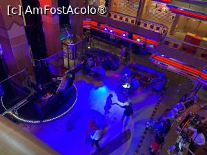 [P11] În croazieră cu Costa Fortuna - party la Costa Atrium » foto by nicole33
 - 
<span class="allrVoted glyphicon glyphicon-heart hidden" id="av1543031"></span>
<a class="m-l-10 hidden" id="sv1543031" onclick="voting_Foto_DelVot(,1543031,18730)" role="button">șterge vot <span class="glyphicon glyphicon-remove"></span></a>
<a id="v91543031" class=" c-red"  onclick="voting_Foto_SetVot(1543031)" role="button"><span class="glyphicon glyphicon-heart-empty"></span> <b>LIKE</b> = Votează poza</a> <img class="hidden"  id="f1543031W9" src="/imagini/loader.gif" border="0" /><span class="AjErrMes hidden" id="e1543031ErM"></span>