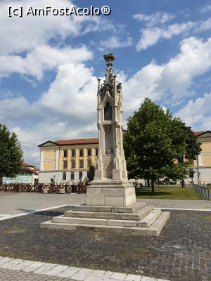 [P13] Monumentul Losenau a fost ridicat in memoria colonelului austriac ce conducea trupele habsburgice, care si-a pierdut viata în batalia impotriva armatei maghiare, din timpul Revolutiei de la 1848. » foto by geani anto
 - 
<span class="allrVoted glyphicon glyphicon-heart hidden" id="av1286071"></span>
<a class="m-l-10 hidden" id="sv1286071" onclick="voting_Foto_DelVot(,1286071,18888)" role="button">șterge vot <span class="glyphicon glyphicon-remove"></span></a>
<a id="v91286071" class=" c-red"  onclick="voting_Foto_SetVot(1286071)" role="button"><span class="glyphicon glyphicon-heart-empty"></span> <b>LIKE</b> = Votează poza</a> <img class="hidden"  id="f1286071W9" src="/imagini/loader.gif" border="0" /><span class="AjErrMes hidden" id="e1286071ErM"></span>