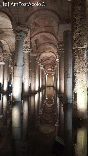 [P24] interior Cisterna Basilica » foto by Yolanda
 - 
<span class="allrVoted glyphicon glyphicon-heart hidden" id="av1501904"></span>
<a class="m-l-10 hidden" id="sv1501904" onclick="voting_Foto_DelVot(,1501904,18902)" role="button">șterge vot <span class="glyphicon glyphicon-remove"></span></a>
<a id="v91501904" class=" c-red"  onclick="voting_Foto_SetVot(1501904)" role="button"><span class="glyphicon glyphicon-heart-empty"></span> <b>LIKE</b> = Votează poza</a> <img class="hidden"  id="f1501904W9" src="/imagini/loader.gif" border="0" /><span class="AjErrMes hidden" id="e1501904ErM"></span>