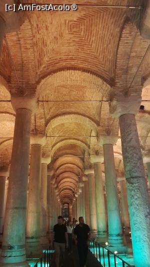 [P07] interior Cisterna Basilica,arcade » foto by Yolanda
 - 
<span class="allrVoted glyphicon glyphicon-heart hidden" id="av1501887"></span>
<a class="m-l-10 hidden" id="sv1501887" onclick="voting_Foto_DelVot(,1501887,18902)" role="button">șterge vot <span class="glyphicon glyphicon-remove"></span></a>
<a id="v91501887" class=" c-red"  onclick="voting_Foto_SetVot(1501887)" role="button"><span class="glyphicon glyphicon-heart-empty"></span> <b>LIKE</b> = Votează poza</a> <img class="hidden"  id="f1501887W9" src="/imagini/loader.gif" border="0" /><span class="AjErrMes hidden" id="e1501887ErM"></span>