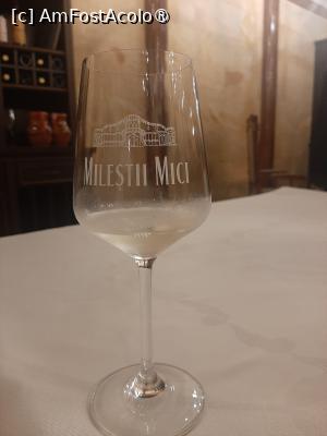 [P65] A treia staie - Restaurantul » foto by adso
 - 
<span class="allrVoted glyphicon glyphicon-heart hidden" id="av1532688"></span>
<a class="m-l-10 hidden" id="sv1532688" onclick="voting_Foto_DelVot(,1532688,18927)" role="button">șterge vot <span class="glyphicon glyphicon-remove"></span></a>
<a id="v91532688" class=" c-red"  onclick="voting_Foto_SetVot(1532688)" role="button"><span class="glyphicon glyphicon-heart-empty"></span> <b>LIKE</b> = Votează poza</a> <img class="hidden"  id="f1532688W9" src="/imagini/loader.gif" border="0" /><span class="AjErrMes hidden" id="e1532688ErM"></span>