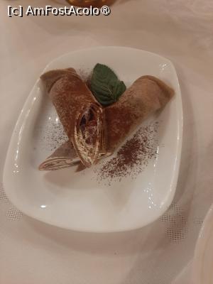 [P70] A treia staie - Restaurantul » foto by adso
 - 
<span class="allrVoted glyphicon glyphicon-heart hidden" id="av1532693"></span>
<a class="m-l-10 hidden" id="sv1532693" onclick="voting_Foto_DelVot(,1532693,18927)" role="button">șterge vot <span class="glyphicon glyphicon-remove"></span></a>
<a id="v91532693" class=" c-red"  onclick="voting_Foto_SetVot(1532693)" role="button"><span class="glyphicon glyphicon-heart-empty"></span> <b>LIKE</b> = Votează poza</a> <img class="hidden"  id="f1532693W9" src="/imagini/loader.gif" border="0" /><span class="AjErrMes hidden" id="e1532693ErM"></span>