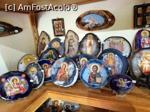 [P17] În magazinul mănăstirii... » foto by tata123 🔱
 - 
<span class="allrVoted glyphicon glyphicon-heart hidden" id="av1543229"></span>
<a class="m-l-10 hidden" id="sv1543229" onclick="voting_Foto_DelVot(,1543229,19008)" role="button">șterge vot <span class="glyphicon glyphicon-remove"></span></a>
<a id="v91543229" class=" c-red"  onclick="voting_Foto_SetVot(1543229)" role="button"><span class="glyphicon glyphicon-heart-empty"></span> <b>LIKE</b> = Votează poza</a> <img class="hidden"  id="f1543229W9" src="/imagini/loader.gif" border="0" /><span class="AjErrMes hidden" id="e1543229ErM"></span>