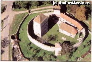 [P01] Cetatea ţărănească de la Câlnic – Jud. Alba - Vedere aeriana (fotografia nu imi apartine)  » foto by RoF*
 - 
<span class="allrVoted glyphicon glyphicon-heart hidden" id="av379932"></span>
<a class="m-l-10 hidden" id="sv379932" onclick="voting_Foto_DelVot(,379932,19242)" role="button">șterge vot <span class="glyphicon glyphicon-remove"></span></a>
<a id="v9379932" class=" c-red"  onclick="voting_Foto_SetVot(379932)" role="button"><span class="glyphicon glyphicon-heart-empty"></span> <b>LIKE</b> = Votează poza</a> <img class="hidden"  id="f379932W9" src="/imagini/loader.gif" border="0" /><span class="AjErrMes hidden" id="e379932ErM"></span>