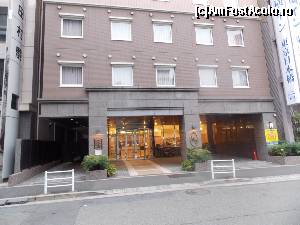 [P07] Toyoko Inn Tokyo Nihonbashi Hotel, intrarea în hotel » foto by mprofeanu
 - 
<span class="allrVoted glyphicon glyphicon-heart hidden" id="av671644"></span>
<a class="m-l-10 hidden" id="sv671644" onclick="voting_Foto_DelVot(,671644,19376)" role="button">șterge vot <span class="glyphicon glyphicon-remove"></span></a>
<a id="v9671644" class=" c-red"  onclick="voting_Foto_SetVot(671644)" role="button"><span class="glyphicon glyphicon-heart-empty"></span> <b>LIKE</b> = Votează poza</a> <img class="hidden"  id="f671644W9" src="/imagini/loader.gif" border="0" /><span class="AjErrMes hidden" id="e671644ErM"></span>