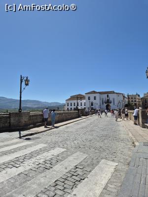 [P11] Ronda - Puente Nuevo » foto by ANILU
 - 
<span class="allrVoted glyphicon glyphicon-heart hidden" id="av1487500"></span>
<a class="m-l-10 hidden" id="sv1487500" onclick="voting_Foto_DelVot(,1487500,19508)" role="button">șterge vot <span class="glyphicon glyphicon-remove"></span></a>
<a id="v91487500" class=" c-red"  onclick="voting_Foto_SetVot(1487500)" role="button"><span class="glyphicon glyphicon-heart-empty"></span> <b>LIKE</b> = Votează poza</a> <img class="hidden"  id="f1487500W9" src="/imagini/loader.gif" border="0" /><span class="AjErrMes hidden" id="e1487500ErM"></span>