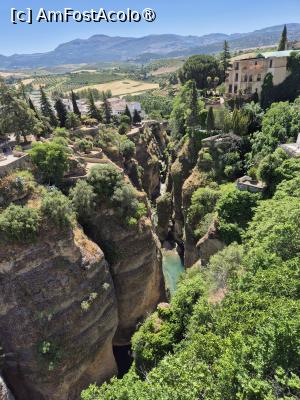 [P16] Ronda - Canionul El Tajo » foto by ANILU
 - 
<span class="allrVoted glyphicon glyphicon-heart hidden" id="av1487505"></span>
<a class="m-l-10 hidden" id="sv1487505" onclick="voting_Foto_DelVot(,1487505,19508)" role="button">șterge vot <span class="glyphicon glyphicon-remove"></span></a>
<a id="v91487505" class=" c-red"  onclick="voting_Foto_SetVot(1487505)" role="button"><span class="glyphicon glyphicon-heart-empty"></span> <b>LIKE</b> = Votează poza</a> <img class="hidden"  id="f1487505W9" src="/imagini/loader.gif" border="0" /><span class="AjErrMes hidden" id="e1487505ErM"></span>