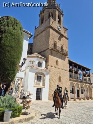[P27] Ronda - prin centrul vechi și poliția călare » foto by ANILU
 - 
<span class="allrVoted glyphicon glyphicon-heart hidden" id="av1487516"></span>
<a class="m-l-10 hidden" id="sv1487516" onclick="voting_Foto_DelVot(,1487516,19508)" role="button">șterge vot <span class="glyphicon glyphicon-remove"></span></a>
<a id="v91487516" class=" c-red"  onclick="voting_Foto_SetVot(1487516)" role="button"><span class="glyphicon glyphicon-heart-empty"></span> <b>LIKE</b> = Votează poza</a> <img class="hidden"  id="f1487516W9" src="/imagini/loader.gif" border="0" /><span class="AjErrMes hidden" id="e1487516ErM"></span>