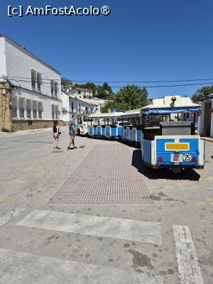 [P35] Trenulețul cu care ne-am plibat la Setenil de las Bodegas » foto by ANILU
 - 
<span class="allrVoted glyphicon glyphicon-heart hidden" id="av1487524"></span>
<a class="m-l-10 hidden" id="sv1487524" onclick="voting_Foto_DelVot(,1487524,19508)" role="button">șterge vot <span class="glyphicon glyphicon-remove"></span></a>
<a id="v91487524" class=" c-red"  onclick="voting_Foto_SetVot(1487524)" role="button"><span class="glyphicon glyphicon-heart-empty"></span> <b>LIKE</b> = Votează poza</a> <img class="hidden"  id="f1487524W9" src="/imagini/loader.gif" border="0" /><span class="AjErrMes hidden" id="e1487524ErM"></span>