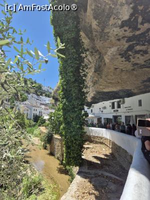 [P39] Setenil de las Bodegas - pe sub stânci » foto by ANILU
 - 
<span class="allrVoted glyphicon glyphicon-heart hidden" id="av1487528"></span>
<a class="m-l-10 hidden" id="sv1487528" onclick="voting_Foto_DelVot(,1487528,19508)" role="button">șterge vot <span class="glyphicon glyphicon-remove"></span></a>
<a id="v91487528" class=" c-red"  onclick="voting_Foto_SetVot(1487528)" role="button"><span class="glyphicon glyphicon-heart-empty"></span> <b>LIKE</b> = Votează poza</a> <img class="hidden"  id="f1487528W9" src="/imagini/loader.gif" border="0" /><span class="AjErrMes hidden" id="e1487528ErM"></span>