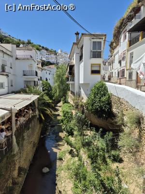 [P44] Setenil de las Bodegas - prin sat » foto by ANILU
 - 
<span class="allrVoted glyphicon glyphicon-heart hidden" id="av1487533"></span>
<a class="m-l-10 hidden" id="sv1487533" onclick="voting_Foto_DelVot(,1487533,19508)" role="button">șterge vot <span class="glyphicon glyphicon-remove"></span></a>
<a id="v91487533" class=" c-red"  onclick="voting_Foto_SetVot(1487533)" role="button"><span class="glyphicon glyphicon-heart-empty"></span> <b>LIKE</b> = Votează poza</a> <img class="hidden"  id="f1487533W9" src="/imagini/loader.gif" border="0" /><span class="AjErrMes hidden" id="e1487533ErM"></span>