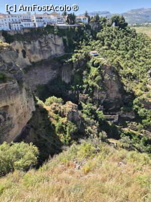 [P09] Ronda - vedere de la Mirador » foto by ANILU
 - 
<span class="allrVoted glyphicon glyphicon-heart hidden" id="av1487498"></span>
<a class="m-l-10 hidden" id="sv1487498" onclick="voting_Foto_DelVot(,1487498,19508)" role="button">șterge vot <span class="glyphicon glyphicon-remove"></span></a>
<a id="v91487498" class=" c-red"  onclick="voting_Foto_SetVot(1487498)" role="button"><span class="glyphicon glyphicon-heart-empty"></span> <b>LIKE</b> = Votează poza</a> <img class="hidden"  id="f1487498W9" src="/imagini/loader.gif" border="0" /><span class="AjErrMes hidden" id="e1487498ErM"></span>