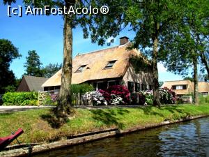 [P16] Giethoorn - » foto by makuy*
 - 
<span class="allrVoted glyphicon glyphicon-heart hidden" id="av768984"></span>
<a class="m-l-10 hidden" id="sv768984" onclick="voting_Foto_DelVot(,768984,19677)" role="button">șterge vot <span class="glyphicon glyphicon-remove"></span></a>
<a id="v9768984" class=" c-red"  onclick="voting_Foto_SetVot(768984)" role="button"><span class="glyphicon glyphicon-heart-empty"></span> <b>LIKE</b> = Votează poza</a> <img class="hidden"  id="f768984W9" src="/imagini/loader.gif" border="0" /><span class="AjErrMes hidden" id="e768984ErM"></span>