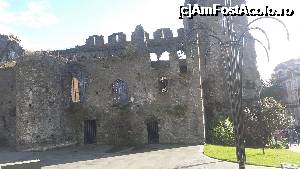 [P02] Ruinele castelului din orașul Swansea, Țara Galilor.  » foto by traian.leuca †
 - 
<span class="allrVoted glyphicon glyphicon-heart hidden" id="av696457"></span>
<a class="m-l-10 hidden" id="sv696457" onclick="voting_Foto_DelVot(,696457,19690)" role="button">șterge vot <span class="glyphicon glyphicon-remove"></span></a>
<a id="v9696457" class=" c-red"  onclick="voting_Foto_SetVot(696457)" role="button"><span class="glyphicon glyphicon-heart-empty"></span> <b>LIKE</b> = Votează poza</a> <img class="hidden"  id="f696457W9" src="/imagini/loader.gif" border="0" /><span class="AjErrMes hidden" id="e696457ErM"></span>