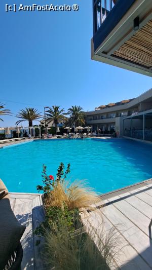 [P17] Piscina » foto by laura mihaela
 - 
<span class="allrVoted glyphicon glyphicon-heart hidden" id="av1537196"></span>
<a class="m-l-10 hidden" id="sv1537196" onclick="voting_Foto_DelVot(,1537196,19702)" role="button">șterge vot <span class="glyphicon glyphicon-remove"></span></a>
<a id="v91537196" class=" c-red"  onclick="voting_Foto_SetVot(1537196)" role="button"><span class="glyphicon glyphicon-heart-empty"></span> <b>LIKE</b> = Votează poza</a> <img class="hidden"  id="f1537196W9" src="/imagini/loader.gif" border="0" /><span class="AjErrMes hidden" id="e1537196ErM"></span>