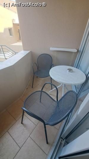 [P26] Balconul mic » foto by laura mihaela
 - 
<span class="allrVoted glyphicon glyphicon-heart hidden" id="av1537205"></span>
<a class="m-l-10 hidden" id="sv1537205" onclick="voting_Foto_DelVot(,1537205,19702)" role="button">șterge vot <span class="glyphicon glyphicon-remove"></span></a>
<a id="v91537205" class=" c-red"  onclick="voting_Foto_SetVot(1537205)" role="button"><span class="glyphicon glyphicon-heart-empty"></span> <b>LIKE</b> = Votează poza</a> <img class="hidden"  id="f1537205W9" src="/imagini/loader.gif" border="0" /><span class="AjErrMes hidden" id="e1537205ErM"></span>