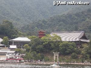 [P06] Miyajima, Drumul pe faleză spre Altarul Itsukushima, cu torii, în spate Pagoda și Senjokaku » foto by mprofeanu
 - 
<span class="allrVoted glyphicon glyphicon-heart hidden" id="av696733"></span>
<a class="m-l-10 hidden" id="sv696733" onclick="voting_Foto_DelVot(,696733,19733)" role="button">șterge vot <span class="glyphicon glyphicon-remove"></span></a>
<a id="v9696733" class=" c-red"  onclick="voting_Foto_SetVot(696733)" role="button"><span class="glyphicon glyphicon-heart-empty"></span> <b>LIKE</b> = Votează poza</a> <img class="hidden"  id="f696733W9" src="/imagini/loader.gif" border="0" /><span class="AjErrMes hidden" id="e696733ErM"></span>