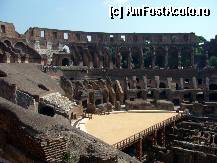[P26] Piaţa Colosseum-ului: Amfiteatrul lui Flavius,o parte din arenă » foto by magdalena
 - 
<span class="allrVoted glyphicon glyphicon-heart hidden" id="av283041"></span>
<a class="m-l-10 hidden" id="sv283041" onclick="voting_Foto_DelVot(,283041,20020)" role="button">șterge vot <span class="glyphicon glyphicon-remove"></span></a>
<a id="v9283041" class=" c-red"  onclick="voting_Foto_SetVot(283041)" role="button"><span class="glyphicon glyphicon-heart-empty"></span> <b>LIKE</b> = Votează poza</a> <img class="hidden"  id="f283041W9" src="/imagini/loader.gif" border="0" /><span class="AjErrMes hidden" id="e283041ErM"></span>