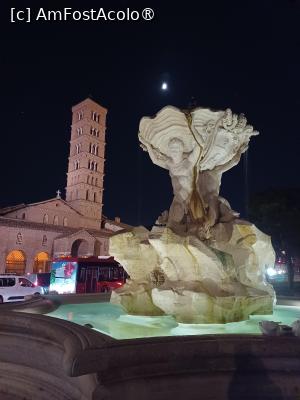 [P32] Fântâna Tritonului, biserica Santa Maria in Cosmedin și luna » foto by BristenaBrad
 - 
<span class="allrVoted glyphicon glyphicon-heart hidden" id="av1505598"></span>
<a class="m-l-10 hidden" id="sv1505598" onclick="voting_Foto_DelVot(,1505598,20021)" role="button">șterge vot <span class="glyphicon glyphicon-remove"></span></a>
<a id="v91505598" class=" c-red"  onclick="voting_Foto_SetVot(1505598)" role="button"><span class="glyphicon glyphicon-heart-empty"></span> <b>LIKE</b> = Votează poza</a> <img class="hidden"  id="f1505598W9" src="/imagini/loader.gif" border="0" /><span class="AjErrMes hidden" id="e1505598ErM"></span>