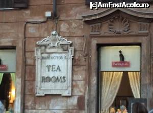 [P10] Babington's Tea Rooms, ceainăria englezească din Piazza di Spagna.  » foto by Carmen Ion
 - 
<span class="allrVoted glyphicon glyphicon-heart hidden" id="av699620"></span>
<a class="m-l-10 hidden" id="sv699620" onclick="voting_Foto_DelVot(,699620,20021)" role="button">șterge vot <span class="glyphicon glyphicon-remove"></span></a>
<a id="v9699620" class=" c-red"  onclick="voting_Foto_SetVot(699620)" role="button"><span class="glyphicon glyphicon-heart-empty"></span> <b>LIKE</b> = Votează poza</a> <img class="hidden"  id="f699620W9" src="/imagini/loader.gif" border="0" /><span class="AjErrMes hidden" id="e699620ErM"></span>