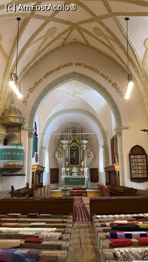 [P17] Biserica Evanghelica Fortificata Harman, Interiorul bisericii. » foto by Floria
 - 
<span class="allrVoted glyphicon glyphicon-heart hidden" id="av1487603"></span>
<a class="m-l-10 hidden" id="sv1487603" onclick="voting_Foto_DelVot(,1487603,20177)" role="button">șterge vot <span class="glyphicon glyphicon-remove"></span></a>
<a id="v91487603" class=" c-red"  onclick="voting_Foto_SetVot(1487603)" role="button"><span class="glyphicon glyphicon-heart-empty"></span> <b>LIKE</b> = Votează poza</a> <img class="hidden"  id="f1487603W9" src="/imagini/loader.gif" border="0" /><span class="AjErrMes hidden" id="e1487603ErM"></span>