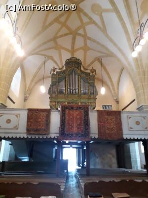 [P35] Biserica Evanghelica Fortificata Harman. Tribuna corului si orga. » foto by Floria
 - 
<span class="allrVoted glyphicon glyphicon-heart hidden" id="av1487621"></span>
<a class="m-l-10 hidden" id="sv1487621" onclick="voting_Foto_DelVot(,1487621,20177)" role="button">șterge vot <span class="glyphicon glyphicon-remove"></span></a>
<a id="v91487621" class=" c-red"  onclick="voting_Foto_SetVot(1487621)" role="button"><span class="glyphicon glyphicon-heart-empty"></span> <b>LIKE</b> = Votează poza</a> <img class="hidden"  id="f1487621W9" src="/imagini/loader.gif" border="0" /><span class="AjErrMes hidden" id="e1487621ErM"></span>