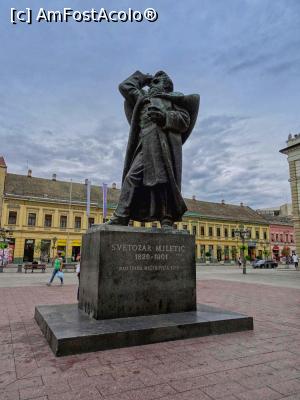 [P19] Novi Sad: statuia de bronz a lui Svetozar Miletić din Piața libertății (Trg. Slobode)  » foto by mariana.olaru
 - 
<span class="allrVoted glyphicon glyphicon-heart hidden" id="av842488"></span>
<a class="m-l-10 hidden" id="sv842488" onclick="voting_Foto_DelVot(,842488,20351)" role="button">șterge vot <span class="glyphicon glyphicon-remove"></span></a>
<a id="v9842488" class=" c-red"  onclick="voting_Foto_SetVot(842488)" role="button"><span class="glyphicon glyphicon-heart-empty"></span> <b>LIKE</b> = Votează poza</a> <img class="hidden"  id="f842488W9" src="/imagini/loader.gif" border="0" /><span class="AjErrMes hidden" id="e842488ErM"></span>