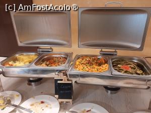 [P18] Garniturile de la cină » foto by roxxie
 - 
<span class="allrVoted glyphicon glyphicon-heart hidden" id="av1510034"></span>
<a class="m-l-10 hidden" id="sv1510034" onclick="voting_Foto_DelVot(,1510034,20618)" role="button">șterge vot <span class="glyphicon glyphicon-remove"></span></a>
<a id="v91510034" class=" c-red"  onclick="voting_Foto_SetVot(1510034)" role="button"><span class="glyphicon glyphicon-heart-empty"></span> <b>LIKE</b> = Votează poza</a> <img class="hidden"  id="f1510034W9" src="/imagini/loader.gif" border="0" /><span class="AjErrMes hidden" id="e1510034ErM"></span>