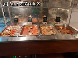 [P19] Tot la cină » foto by roxxie
 - 
<span class="allrVoted glyphicon glyphicon-heart hidden" id="av1510035"></span>
<a class="m-l-10 hidden" id="sv1510035" onclick="voting_Foto_DelVot(,1510035,20618)" role="button">șterge vot <span class="glyphicon glyphicon-remove"></span></a>
<a id="v91510035" class=" c-red"  onclick="voting_Foto_SetVot(1510035)" role="button"><span class="glyphicon glyphicon-heart-empty"></span> <b>LIKE</b> = Votează poza</a> <img class="hidden"  id="f1510035W9" src="/imagini/loader.gif" border="0" /><span class="AjErrMes hidden" id="e1510035ErM"></span>