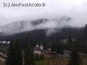 [P47] Munții aburinzi » foto by roxxie
 - 
<span class="allrVoted glyphicon glyphicon-heart hidden" id="av1510113"></span>
<a class="m-l-10 hidden" id="sv1510113" onclick="voting_Foto_DelVot(,1510113,20618)" role="button">șterge vot <span class="glyphicon glyphicon-remove"></span></a>
<a id="v91510113" class=" c-red"  onclick="voting_Foto_SetVot(1510113)" role="button"><span class="glyphicon glyphicon-heart-empty"></span> <b>LIKE</b> = Votează poza</a> <img class="hidden"  id="f1510113W9" src="/imagini/loader.gif" border="0" /><span class="AjErrMes hidden" id="e1510113ErM"></span>