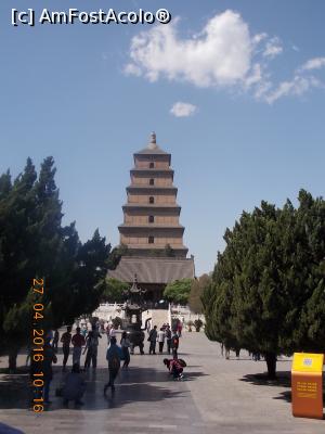 [P66] Xi'an, Dayan Pagoda în plan îndepărtat » foto by mprofeanu
 - 
<span class="allrVoted glyphicon glyphicon-heart hidden" id="av782924"></span>
<a class="m-l-10 hidden" id="sv782924" onclick="voting_Foto_DelVot(,782924,20766)" role="button">șterge vot <span class="glyphicon glyphicon-remove"></span></a>
<a id="v9782924" class=" c-red"  onclick="voting_Foto_SetVot(782924)" role="button"><span class="glyphicon glyphicon-heart-empty"></span> <b>LIKE</b> = Votează poza</a> <img class="hidden"  id="f782924W9" src="/imagini/loader.gif" border="0" /><span class="AjErrMes hidden" id="e782924ErM"></span>