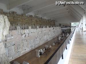 [P42] Imagine de ansamblu asupra peretelui cu metope, frize şi pilaştri » foto by irinad
 - 
<span class="allrVoted glyphicon glyphicon-heart hidden" id="av655811"></span>
<a class="m-l-10 hidden" id="sv655811" onclick="voting_Foto_DelVot(,655811,20825)" role="button">șterge vot <span class="glyphicon glyphicon-remove"></span></a>
<a id="v9655811" class=" c-red"  onclick="voting_Foto_SetVot(655811)" role="button"><span class="glyphicon glyphicon-heart-empty"></span> <b>LIKE</b> = Votează poza</a> <img class="hidden"  id="f655811W9" src="/imagini/loader.gif" border="0" /><span class="AjErrMes hidden" id="e655811ErM"></span>