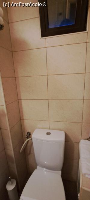 [P20] Vasul wc » foto by irinad
 - 
<span class="allrVoted glyphicon glyphicon-heart hidden" id="av1421777"></span>
<a class="m-l-10 hidden" id="sv1421777" onclick="voting_Foto_DelVot(,1421777,20860)" role="button">șterge vot <span class="glyphicon glyphicon-remove"></span></a>
<a id="v91421777" class=" c-red"  onclick="voting_Foto_SetVot(1421777)" role="button"><span class="glyphicon glyphicon-heart-empty"></span> <b>LIKE</b> = Votează poza</a> <img class="hidden"  id="f1421777W9" src="/imagini/loader.gif" border="0" /><span class="AjErrMes hidden" id="e1421777ErM"></span>