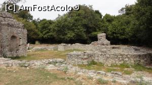 [P83] Butrint ,,''cataroaie'' încărcate de istorie.  » foto by Nasshu
 - 
<span class="allrVoted glyphicon glyphicon-heart hidden" id="av823291"></span>
<a class="m-l-10 hidden" id="sv823291" onclick="voting_Foto_DelVot(,823291,21005)" role="button">șterge vot <span class="glyphicon glyphicon-remove"></span></a>
<a id="v9823291" class=" c-red"  onclick="voting_Foto_SetVot(823291)" role="button"><span class="glyphicon glyphicon-heart-empty"></span> <b>LIKE</b> = Votează poza</a> <img class="hidden"  id="f823291W9" src="/imagini/loader.gif" border="0" /><span class="AjErrMes hidden" id="e823291ErM"></span>