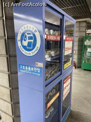 [P12] La statia de metrou - masti de gaze » foto by dop.tirbuson
 - 
<span class="allrVoted glyphicon glyphicon-heart hidden" id="av1530438"></span>
<a class="m-l-10 hidden" id="sv1530438" onclick="voting_Foto_DelVot(,1530438,21214)" role="button">șterge vot <span class="glyphicon glyphicon-remove"></span></a>
<a id="v91530438" class=" c-red"  onclick="voting_Foto_SetVot(1530438)" role="button"><span class="glyphicon glyphicon-heart-empty"></span> <b>LIKE</b> = Votează poza</a> <img class="hidden"  id="f1530438W9" src="/imagini/loader.gif" border="0" /><span class="AjErrMes hidden" id="e1530438ErM"></span>