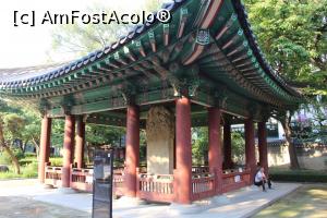 P04 [SEP-2016] Seul, Parcul Tapgol, Stela de la Monumentul Wongaksa