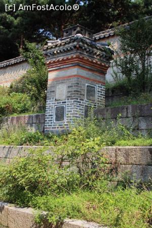 [P37] Seul, Palatul Changdeok, Complexul Nakseonjae, alt coș de fum frumos decorat » foto by mprofeanu
 - 
<span class="allrVoted glyphicon glyphicon-heart hidden" id="av811234"></span>
<a class="m-l-10 hidden" id="sv811234" onclick="voting_Foto_DelVot(,811234,21214)" role="button">șterge vot <span class="glyphicon glyphicon-remove"></span></a>
<a id="v9811234" class=" c-red"  onclick="voting_Foto_SetVot(811234)" role="button"><span class="glyphicon glyphicon-heart-empty"></span> <b>LIKE</b> = Votează poza</a> <img class="hidden"  id="f811234W9" src="/imagini/loader.gif" border="0" /><span class="AjErrMes hidden" id="e811234ErM"></span>