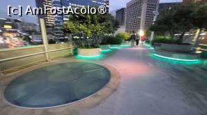 [P06] Exista si o zona cu podea de sticla, care permite vizualizarea traficului de sub pod. Un stalp cu niste orificii mici, care s-ar dori sa fie un trunchi de copac cu o vizuina, permite vizitatorilor sa vada niste imagini live, dar si un flu » foto by geani anto
 - 
<span class="allrVoted glyphicon glyphicon-heart hidden" id="av1512350"></span>
<a class="m-l-10 hidden" id="sv1512350" onclick="voting_Foto_DelVot(,1512350,21214)" role="button">șterge vot <span class="glyphicon glyphicon-remove"></span></a>
<a id="v91512350" class=" c-red"  onclick="voting_Foto_SetVot(1512350)" role="button"><span class="glyphicon glyphicon-heart-empty"></span> <b>LIKE</b> = Votează poza</a> <img class="hidden"  id="f1512350W9" src="/imagini/loader.gif" border="0" /><span class="AjErrMes hidden" id="e1512350ErM"></span>