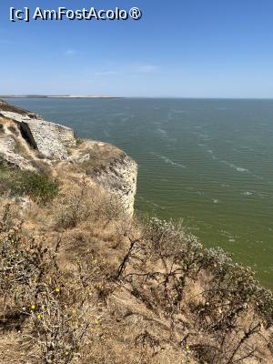 [P12] Lacul Razelm, văzut de sus, de pe Capul Doloșman » foto by Yersinia Pestis
 - 
<span class="allrVoted glyphicon glyphicon-heart hidden" id="av1491875"></span>
<a class="m-l-10 hidden" id="sv1491875" onclick="voting_Foto_DelVot(,1491875,21220)" role="button">șterge vot <span class="glyphicon glyphicon-remove"></span></a>
<a id="v91491875" class=" c-red"  onclick="voting_Foto_SetVot(1491875)" role="button"><span class="glyphicon glyphicon-heart-empty"></span> <b>LIKE</b> = Votează poza</a> <img class="hidden"  id="f1491875W9" src="/imagini/loader.gif" border="0" /><span class="AjErrMes hidden" id="e1491875ErM"></span>