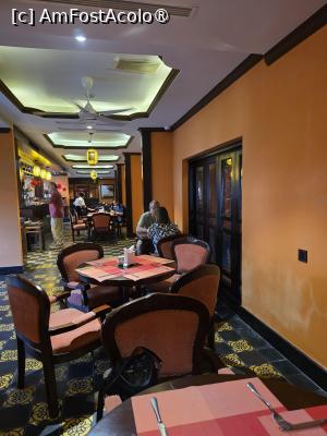 [P38] Spatel d’Annam Hotel; sala de mic dejun » foto by crismis
 - 
<span class="allrVoted glyphicon glyphicon-heart hidden" id="av1544605"></span>
<a class="m-l-10 hidden" id="sv1544605" onclick="voting_Foto_DelVot(,1544605,21235)" role="button">șterge vot <span class="glyphicon glyphicon-remove"></span></a>
<a id="v91544605" class=" c-red"  onclick="voting_Foto_SetVot(1544605)" role="button"><span class="glyphicon glyphicon-heart-empty"></span> <b>LIKE</b> = Votează poza</a> <img class="hidden"  id="f1544605W9" src="/imagini/loader.gif" border="0" /><span class="AjErrMes hidden" id="e1544605ErM"></span>